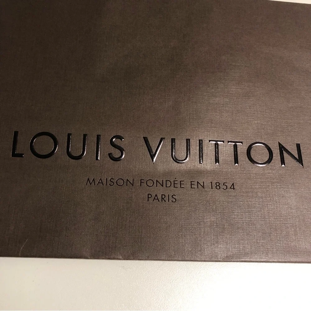 Assorted Designer Shopping  Bags (3) - Picture 4 of 4
